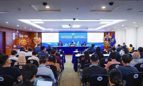 ĐHCĐ Vinaconex: Khởi công dự án trên "đất vàng" thủ đô, sẵn sàng làm đường sắt tốc độ cao, chuẩn bị nguồn lực tham gia lĩnh vực điện hạt nhân