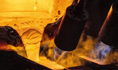 Không phải dầu thô hay khí đốt, châu Âu bất ngờ săn lùng một mặt hàng của Nga bất chấp lệnh trừng phạt, nhập khẩu tăng hơn 10 lần