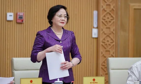 Bộ Nội vụ báo cáo về dự kiến biên chế cán bộ, công chức giảm sau sắp xếp hành chính cấp tỉnh, xã