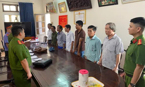 Khởi tố 5 đối tượng ở Huế đánh bạc dưới hình thức xóc dĩa