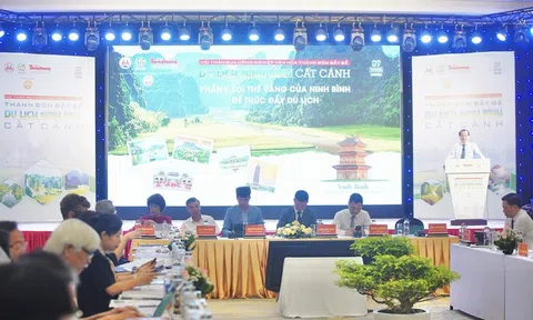 Phát triển công nghiệp văn hóa - ‘Đòn bẩy’ chiến lược để du lịch Ninh Bình cất cánh