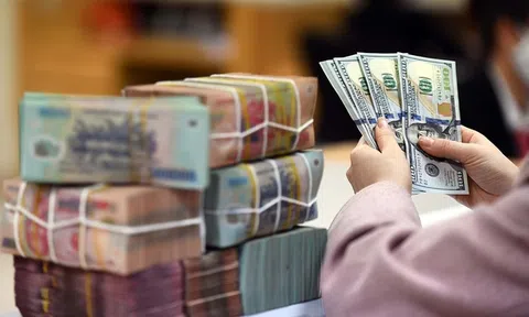 Trái phiếu doanh nghiệp nóng trở lại