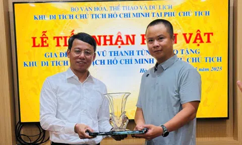 Khu Di tích Chủ tịch Hồ Chí Minh tại Phủ Chủ tịch tiếp nhận hiện vật