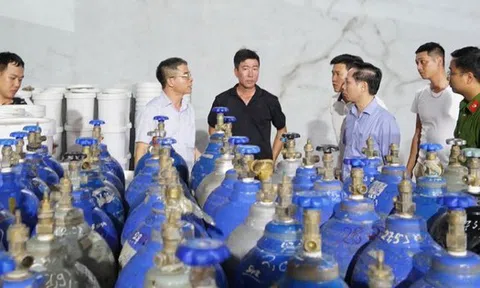 Phá đường dây cực lớn sản xuất, mua bán 65 tấn khí cười