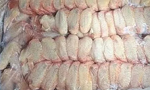 Việt Nam chi 200 - 300 triệu USD mỗi năm nhập gà đông lạnh