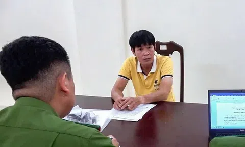 Khởi tố, bắt tạm giam 2 cựu HLV vì 'ăn chặn' tiền của cầu thủ