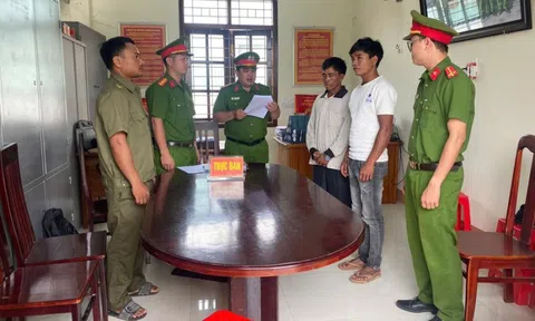 Bắt tạm giam 2 cha con hành hung họ hàng vì mâu thuẫn đất đai