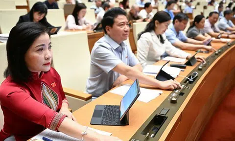 Chính thức giảm 2% thuế VAT đến hết năm 2026