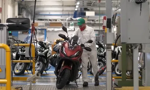 Xe tay ga nhiều người mong bất ngờ xuất hiện trong phóng sự nhà máy Honda Việt Nam: Sắp bán chính hãng?