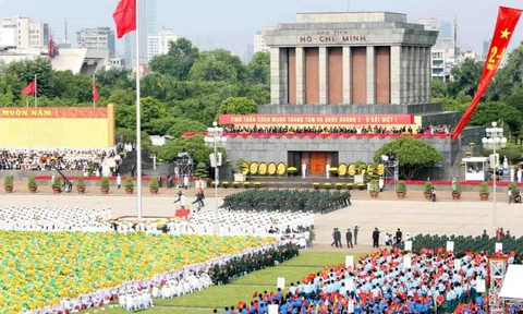 Khẩn trương hoàn thiện, ban hành Đề án diễu binh, diễu hành trong tháng 6/2025