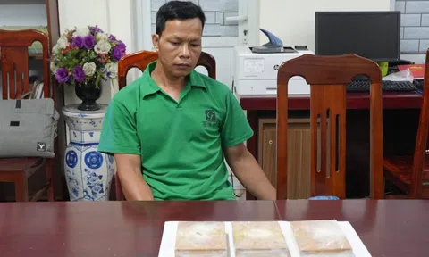 Bắt giữ 2 đối tượng cùng 3 bánh heroin