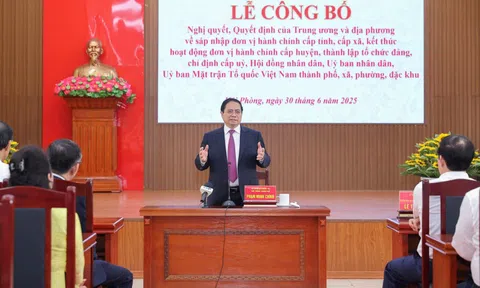 Thủ tướng: Tuyệt đối không để người dân "sợ hay ngại" khi đến cơ quan công quyền
