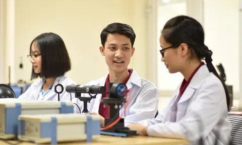 380 học sinh có thành tích "khủng" được tuyển thẳng vào Đại học Bách khoa Hà Nội