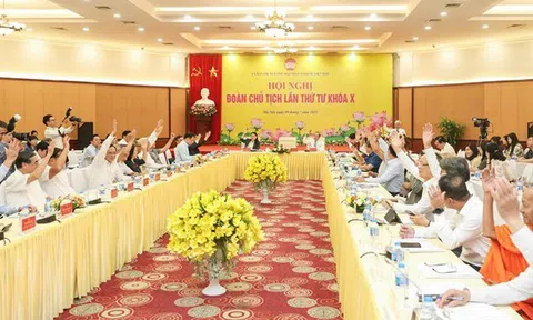 Giới thiệu nhân sự tham gia Ủy ban, Đoàn Chủ tịch, Phó Chủ tịch Ủy ban Trung ương MTTQ Việt Nam