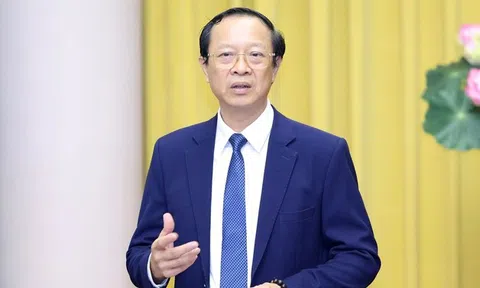 Lương nhà giáo được xếp cao nhất liệu có giảm được dạy thêm, học thêm tràn lan?