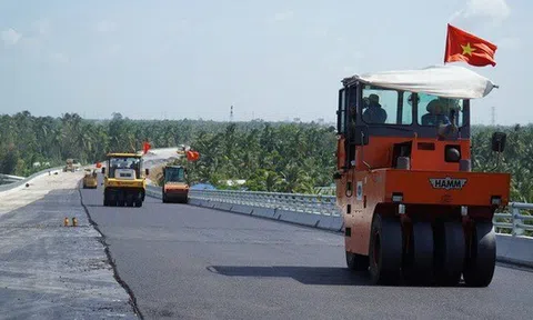 Tin vui cho người dân tỉnh Đồng Tháp, Vĩnh Long: Chỉ gần 2 tháng nữa, cây cầu hơn 6.800 tỷ đồng kết nối từ TP.HCM, Vĩnh Long, Đồng Tháp đến Cần Thơ sẽ thông xe
