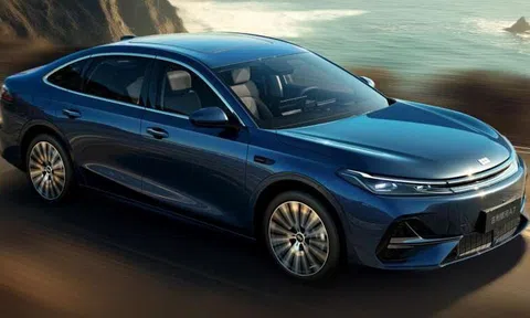 Hãng xe xây nhà máy 4.100 tỷ tại Việt Nam mở bán đối thủ Toyota Camry: chỉ tốn 2,7 lít/100 km, giá siêu rẻ hơn 370 triệu đồng