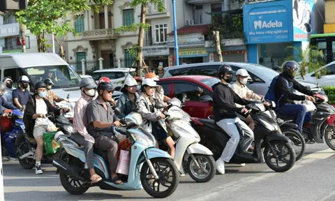 Hà Nội đề xuất nhiều chính sách cụ thể hỗ trợ người dân chuyển đổi xe điện