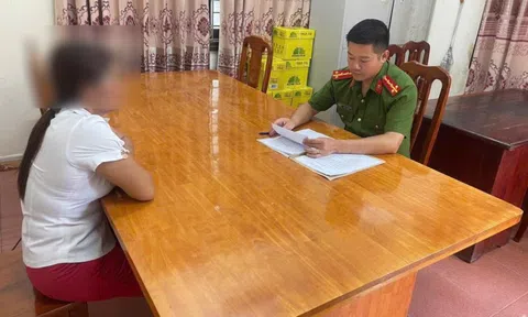 Vứt lợn chết ra đường, người phụ nữ đối diện mức phạt nặng