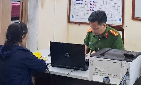 Cụ bà suýt mất 600 triệu đồng vì sợ "bị bắt giam ngay lập tức"