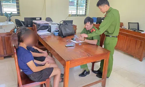 2 bé gái 13 tuổi lên xe ô tô màu trắng đi khỏi địa phương, gia đình vội báo công an