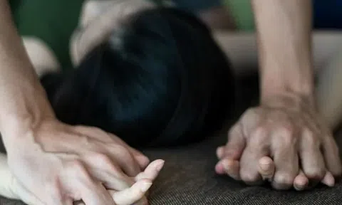 Truy tố bác sĩ xâm hại người phụ nữ đang mang thai