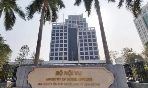 Bộ Nội vụ hướng dẫn tổ chức thôn, tổ dân phố, chế độ, chính sách cán bộ cấp xã