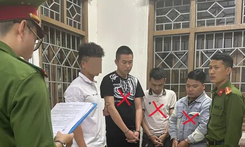 Nghi ngờ chơi gian lận, 3 thanh niên cướp tiền bạn cùng sòng bạc