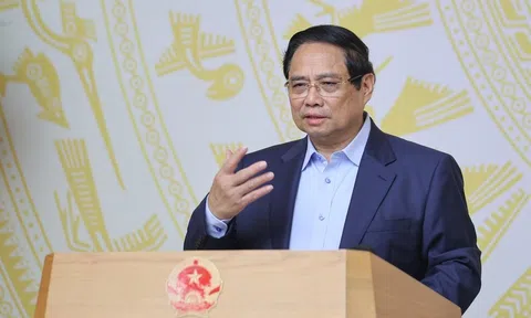 Thủ tướng: Chậm nhất tới 2027 phải thiết kế, chế tạo, kiểm thử một số chíp bán dẫn cần thiết