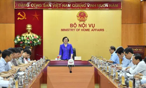 Bộ Nội vụ sẽ lựa chọn 34 cán bộ về hỗ trợ địa phương trong 3 tháng