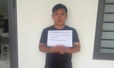 Nam thanh niên "xộ khám" vì giả danh nhân viên ngân hàng để lừa đảo