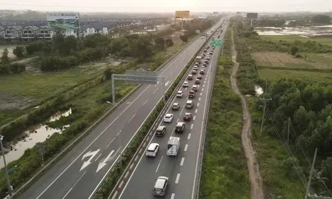 Mở rộng đường cao tốc TPHCM - Long Thành lên 8-10 làn xe