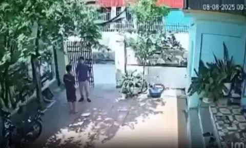 Vụ thầy giáo tát học sinh rách màng nhĩ: Hai người có quan hệ họ hàng
