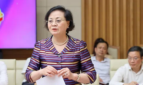 Khẩn trương rà soát, lập danh sách, ban hành quyết định nghỉ việc trước 31/8/2025