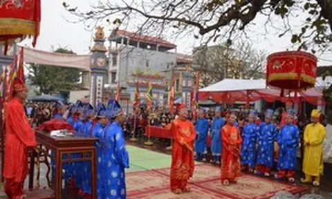 Đất học Liên Hà 10 quan Tiến sĩ
