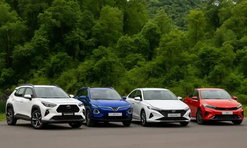 Cuộc đua doanh số ô tô Việt: Toyota bằng một nửa đối thủ, 2 'thế lực cũ' tụt dốc