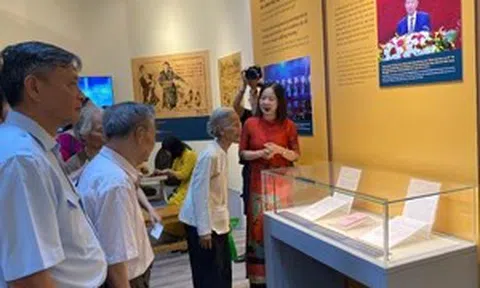 Bình dân học vụ: Hành trình từ con chữ đến khát vọng tri thức