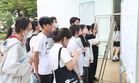 Dư điểm vẫn trượt ĐH: Trường ĐH Ngân hàng TP HCM cam kết bảo đảm quyền lợi thí sinh