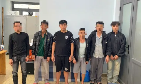 Tạm giữ 6 người mua dâm thiếu nữ 15 tuổi