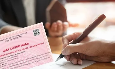 Phương án tạm thu lệ phí cấp sổ hồng ở TPHCM sau sáp nhập