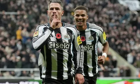 Arsenal và Chelsea vào tứ kết League Cup, Tottenham bị loại