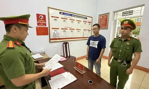 Bắt 1 phó phòng chi nhánh ngân hàng vay tiền của người dân rồi bỏ trốn