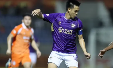 Văn Quyết làm, đồng đội phá, Hà Nội FC trắng tay ở Hà Tĩnh