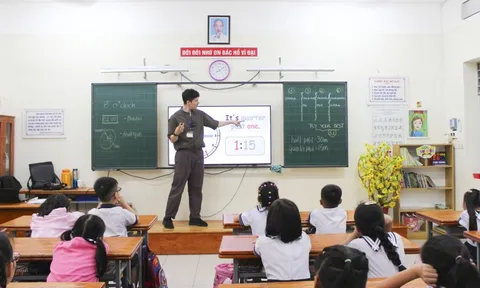 Ráo riết đào tạo đội ngũ giáo viên tiếng Anh