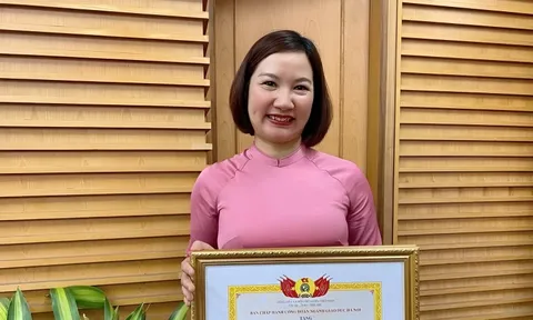 Cuộc thi viết Người thầy kính yêu: Cô giáo 24 năm thổi hồn cho thể thao học đường